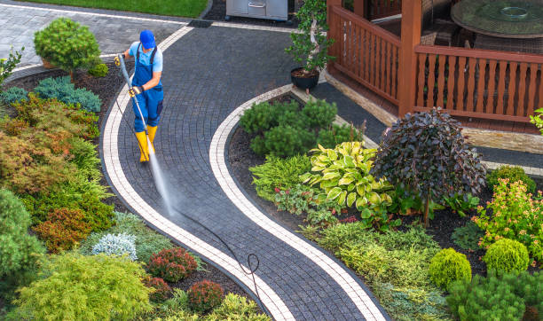 Best Residential Pressure Washing Services  in Hustisford, WI